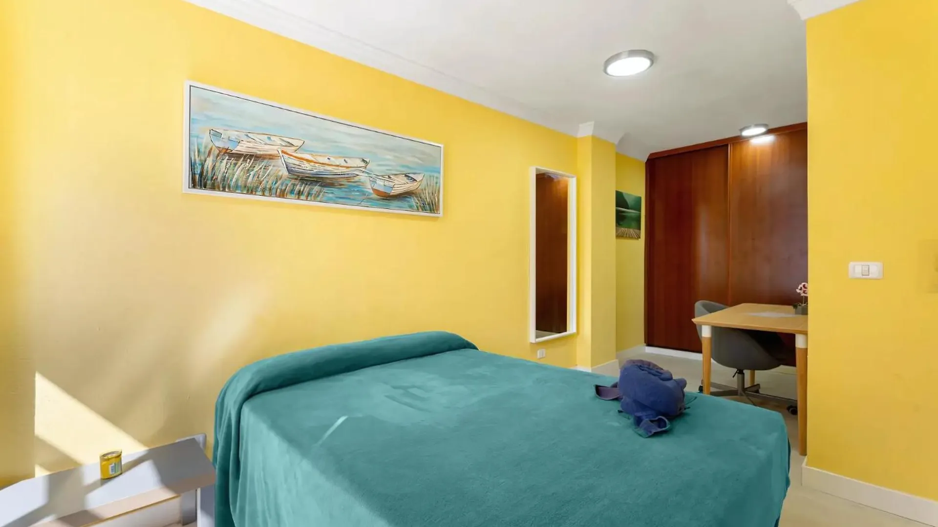 Apartment Apartamento En Calle Heraclio Sanchez La Laguna  Spain