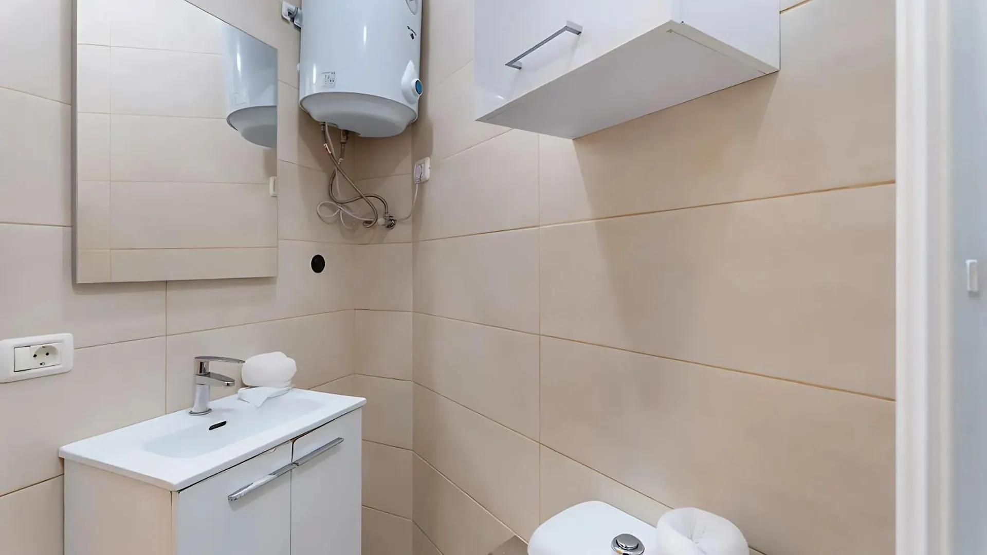 Apartamento En Calle Heraclio Sanchez La Laguna  Apartment